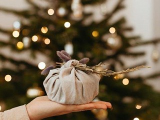 Christmas – Joyful Gifting